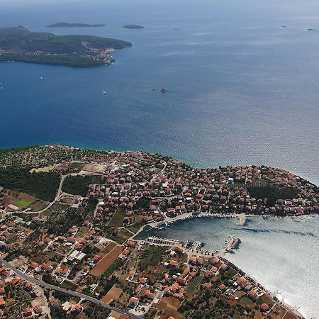 Villa Iris Apartments Seget Vranjica Esterno foto