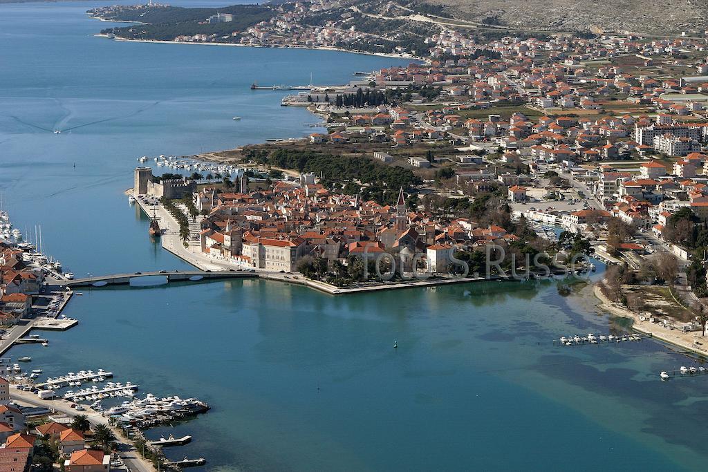 Villa Iris Apartments Seget Vranjica Esterno foto