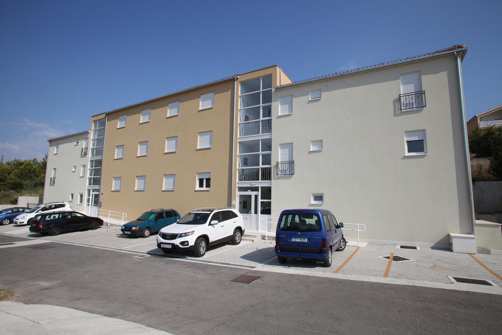 Villa Iris Apartments Seget Vranjica Esterno foto